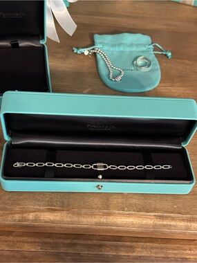 Tiffany double lock silver 1837 bracelet
